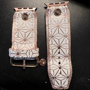 SparklBands Luxe Rose Gold Wallpaper on Rose Gold lining.